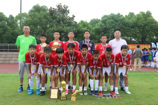 神奇首秀！33岁状元表现惊艳，奇才击败雄鹿